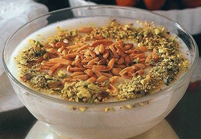 طريقة عمل المهلبية بالمكسرات
