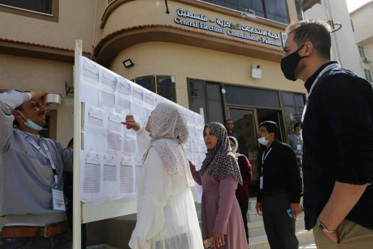 15 قائمة انتخابية تصدر مذكرة قانونية: تأجيل الانتخابات جريمة دستورية