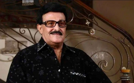 صهر سمير غانم يكشف تطورات الحالة الصحية للفنان الكبير... فيديو
