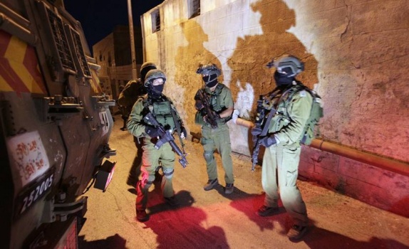 اعتقالات في الضفة والقدس والحملة متواصلة في الداخل