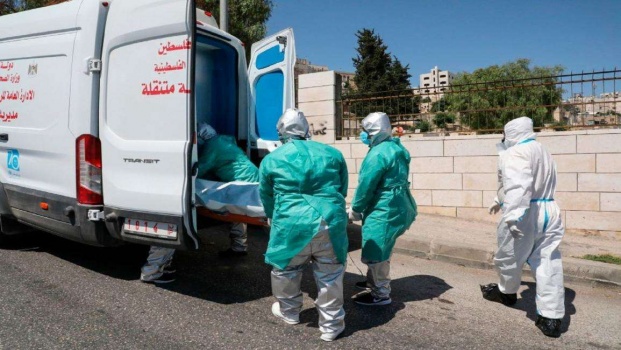 الصحة: تسجيل 8 وفيات و823 إصابة جديدة بفيروس كورونا في فلسطين