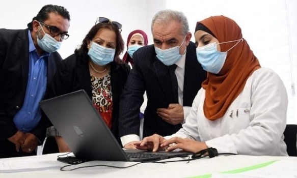 اتصالات لصفقة جديدة.. إسرائيل: اللّقاح المُعاد من السلطة سيُرمى في النفايات