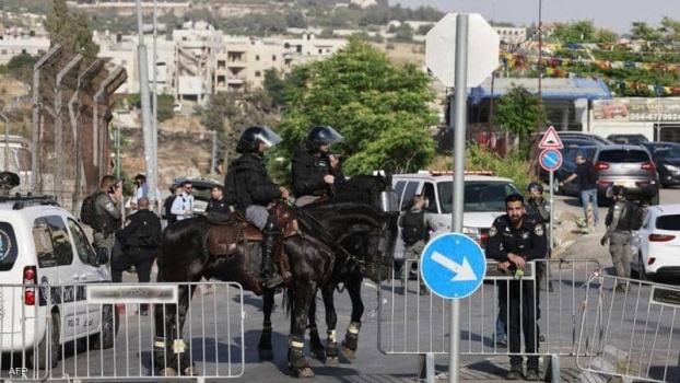 قوات الاحتلال الإسرائيلي تعتدي على فلسطينيين في “الشيخ جراح”