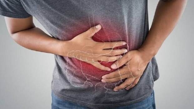  7 أسباب محتملة للشعور بالغثيان بعد الأكل