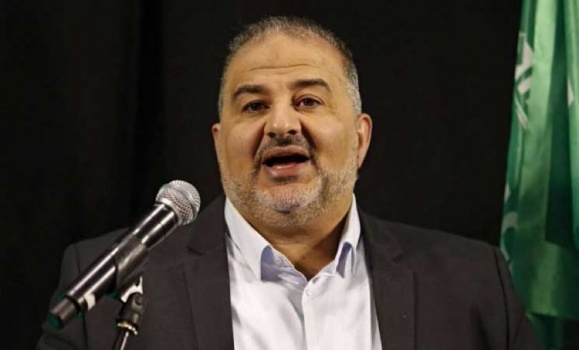 هل ينجح منصور عباس في &ldquo;حل مشاكل الوسط العربي&rdquo; داخل إسرائيل؟