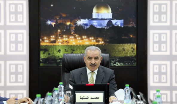يضعنا بـ"موقف مالي صعب".. أول تعليق من اشتية على قرار الاحتلال بشأن أموال المقاصة