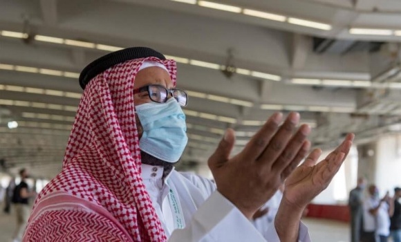 أحلام كبار السن تتبدد للحج لهذا العام