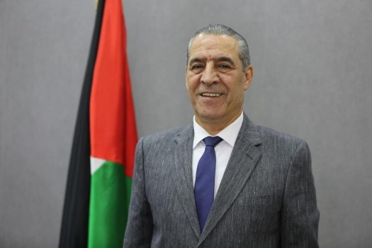 حسين الشيخ: سلمت لابيد رسالة من الرئيس عباس وهذا ما بحثته معه
