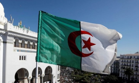 الجزائر تسحب اعتماد قناة &ldquo;العربية&rdquo;