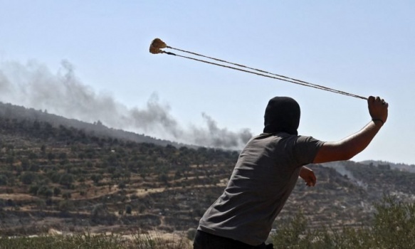 قيادة الفصائل الفلسطينية تدعو لتوسيع فعاليات &ldquo;المقاومة الشعبية&rdquo; ضد الاحتلال