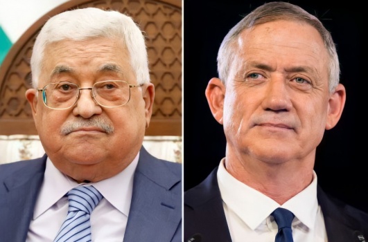 الرئيس عباس يلتقي وزير الجيش الإسرائيلي بيني غانتس في رام الله