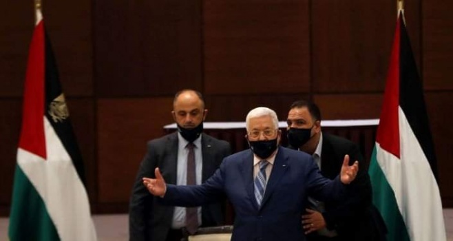 فتح تندد بالهجوم على القيادة وتصف تصريحاتهم بالمراهقة السياسية