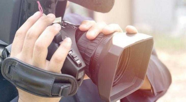 "الإعلام" تدعو إلى احترام "الخصوصية" في النشر