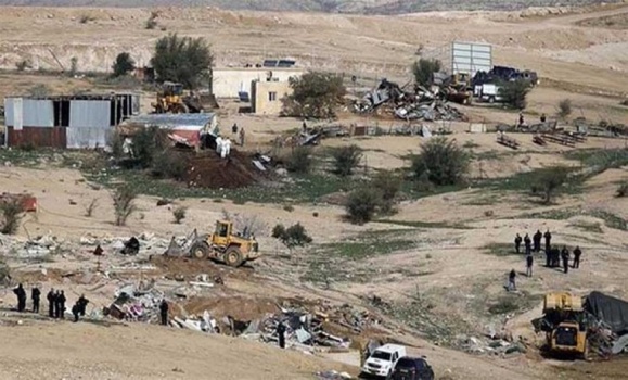الاحتلال يهدم قرية “العراقيب” الفلسطينية للمرة الـ193