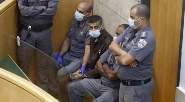 الأسير محمد العارضة يشرع في إضراب مفتوح عن الطعام