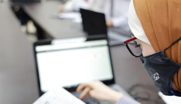 6 وفيات و459 إصابة جديدة بكورونا في الضفة وغزة