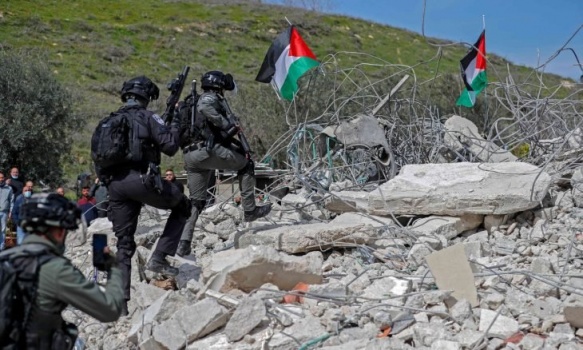 104 أعوام على “وعد بلفور المشؤوم”.. بريطانيا أسست لمأساة الفلسطينيين والعصابات الصهيونية تكفلت بالمجازر