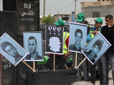 مسؤول ملف الأسرى يوضح حقيقة وجود تقدم في صفقة التبادل