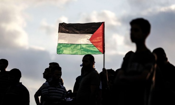 الشعب الفلسطيني يحيي الذكرى الـ33 لـ&rdquo;إعلان الاستقلال&rdquo; بالتأكيد على حق إقامة الدولة وتقرير المصير