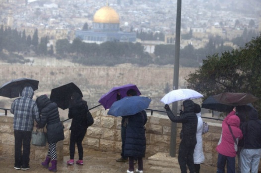 كيف سيكون شكل المنخفض الجوي الذي ستشهده فلسطين يوم الأربعاء؟