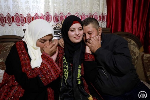 أمل طقاطقة: أصبتُ بست رصاصات وإسرائيل عالجتني لانتزاع معلومات