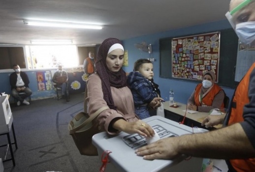 الانتخابات المحلية: 30% نسبة الاقتراع حتى الساعة الواحدة ظهرا