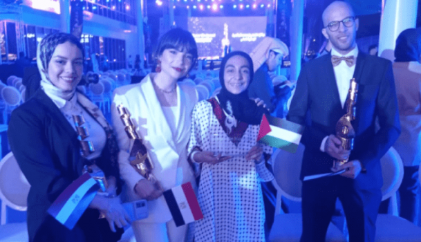 طالبة فلسطينية تحصد الجائزة العالمية الثانية في الإبداع العلمي