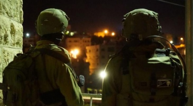 الاحتلال يشن حملة اعتقالات في الضفة والقدس