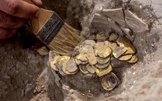 الحكم على مواطن من طولكرم كان يقوم بأعمال نبش للبحث عن دفائن ذهبية
