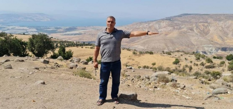 يحرمه الاحتلال من الدواء... عبد الباسط معطان يكابد السجن والسرطان