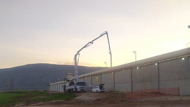 بإشراف هندسي.. الإحتلال يُحصن معتقل "جلبوع"