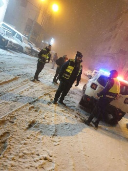 الشرطة تقدم 172 مساعدة ومهمة وتسجل 97 حادثا مروريا خلال المنخفض الجوي
