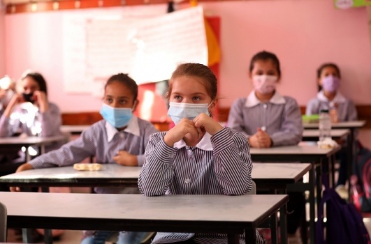 التربية توضح: ما حقيقة تعطيل المدارس والتحول للتعليم عن بعد لمدة 10 أيام؟