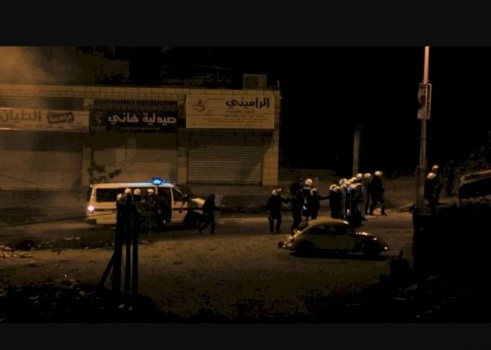 إثر شجار عائلي...3 اصابات بإطلاق نار عشوائي في الخليل وخسائر بملايين الشواقل