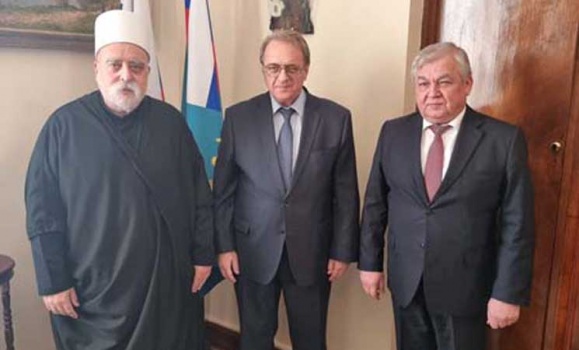 الدروز الفلسطينيون يطالبون روسيا بضمان أمن ورفاهية بني معروف داخل جبل العرب في سوريا