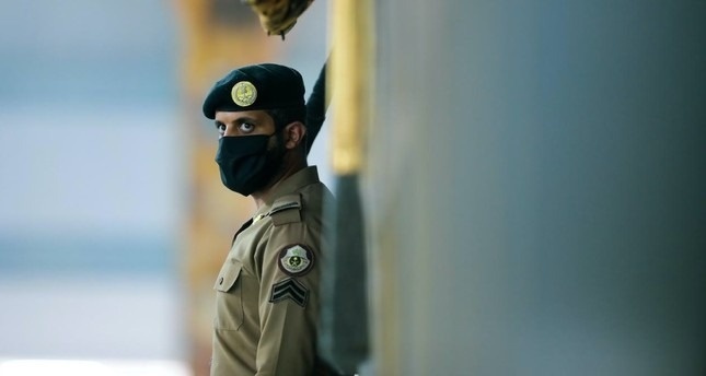 الرياض تعلن إعدام 73 سعوديا و7 يمنيين وسوري مدانين بـ"الإرهاب"