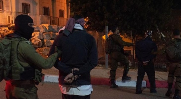 بينهم فتيات وأطفال&hellip; الاحتلال يعتقل 31 فلسطينيا من الضفة والقدس