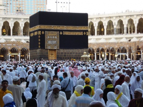 مشاجرة بين معتمرين داخل المسجد الحرام