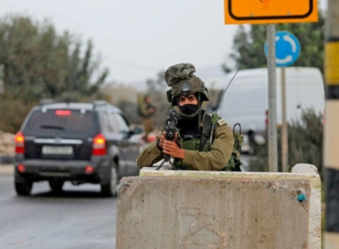 الاحتلال يمدد الإغلاق على الأراضي الفلسطينية