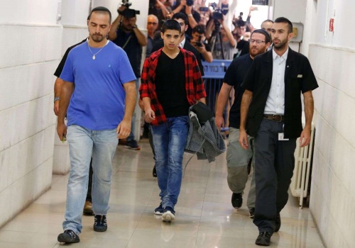 محكمة الاحتلال تنظر اليوم في أمر تمديد عزل الأسير أحمد مناصرة