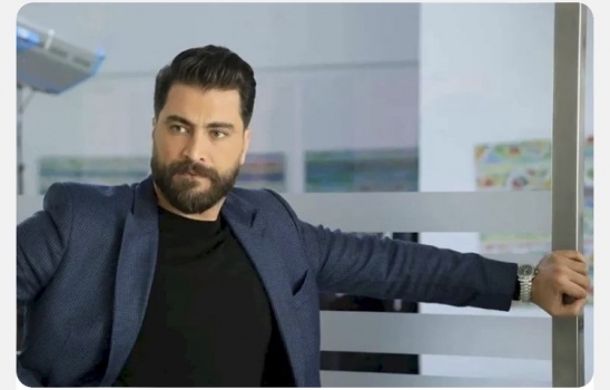 فنانة سورية تنتقد الأداء الفني لمعتصم النهار: “رجل وسيم لكن لا يجيد التمثيل”