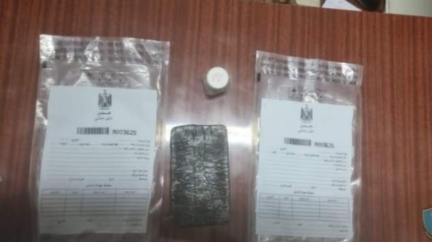 الشرطة تقبض على أحد مروجي المخدرات جنوب الخليل