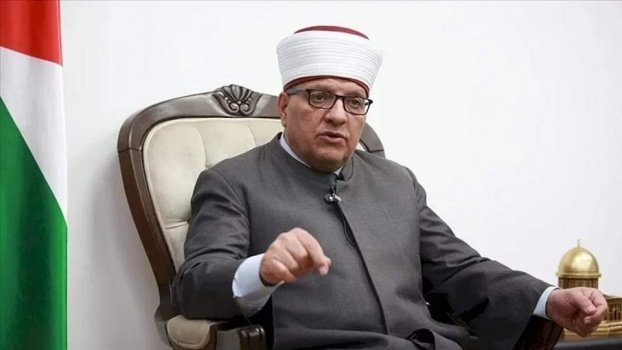 وزراء إسرائيليون يطالبون نتنياهو باعتقال وزير الأوقاف الفلسطيني