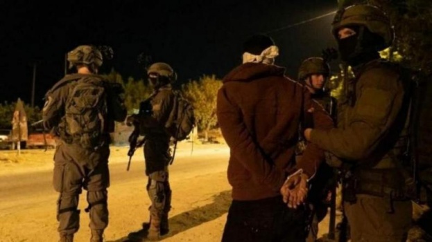 جيش الاحتلال يشن حملة اعتقالات وميلــشيات المستوطنين تنفذ سلسلة اعتداءات في الضفة