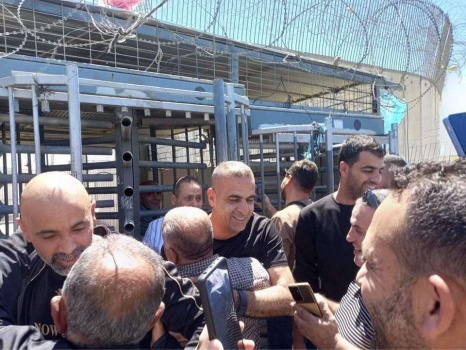 الإحتلال يفرج عن أسيرين من بلدة جبع جنوب جنين بعد 20 عاماً في سجون الإحتلال