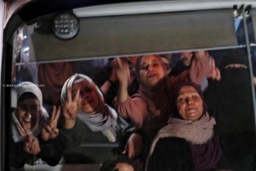 بالأسماء.. الاحتلال ينشر أسماء 50 أسيرة صادقت حكومة الاحتلال على الإفراج عنهن اليوم وغدا في إطار صفقة التبادل