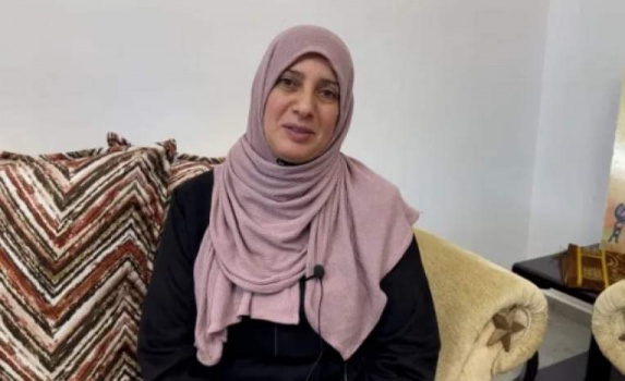 سجنت وهدم منزلها واعتقل أبناؤها.. من هي المحرَّرة عطاف جرادات؟