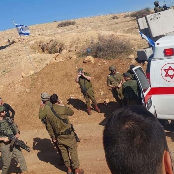 صور...اصابة جنديين بعملية دهس بالأغوار واستشهاد المنفذ
