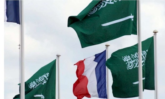 رؤية فرنسية - سعودية لوقف الحرب: منع عسكرة غزة وإبعاد قادتها إلى الجزائر