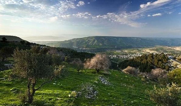 حالة الطقس: غائم جزئيًا والحرارة فوق معدلاتها